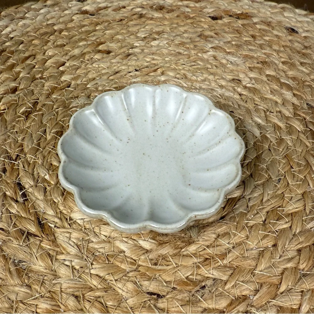 Hearth & Hand with Magnolia Fluted Ceramic Trinket Dish in Vintage Cream NEW